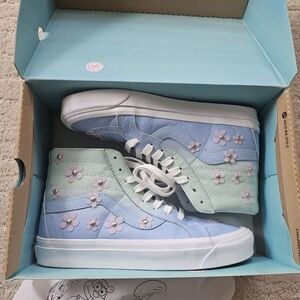 Sandy Lang SpongeBob Vans